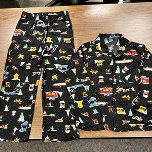 Old Navy Size S (6-7). Unisex pajamas Christmas